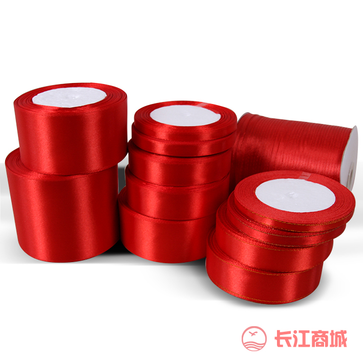 红色丝绸带